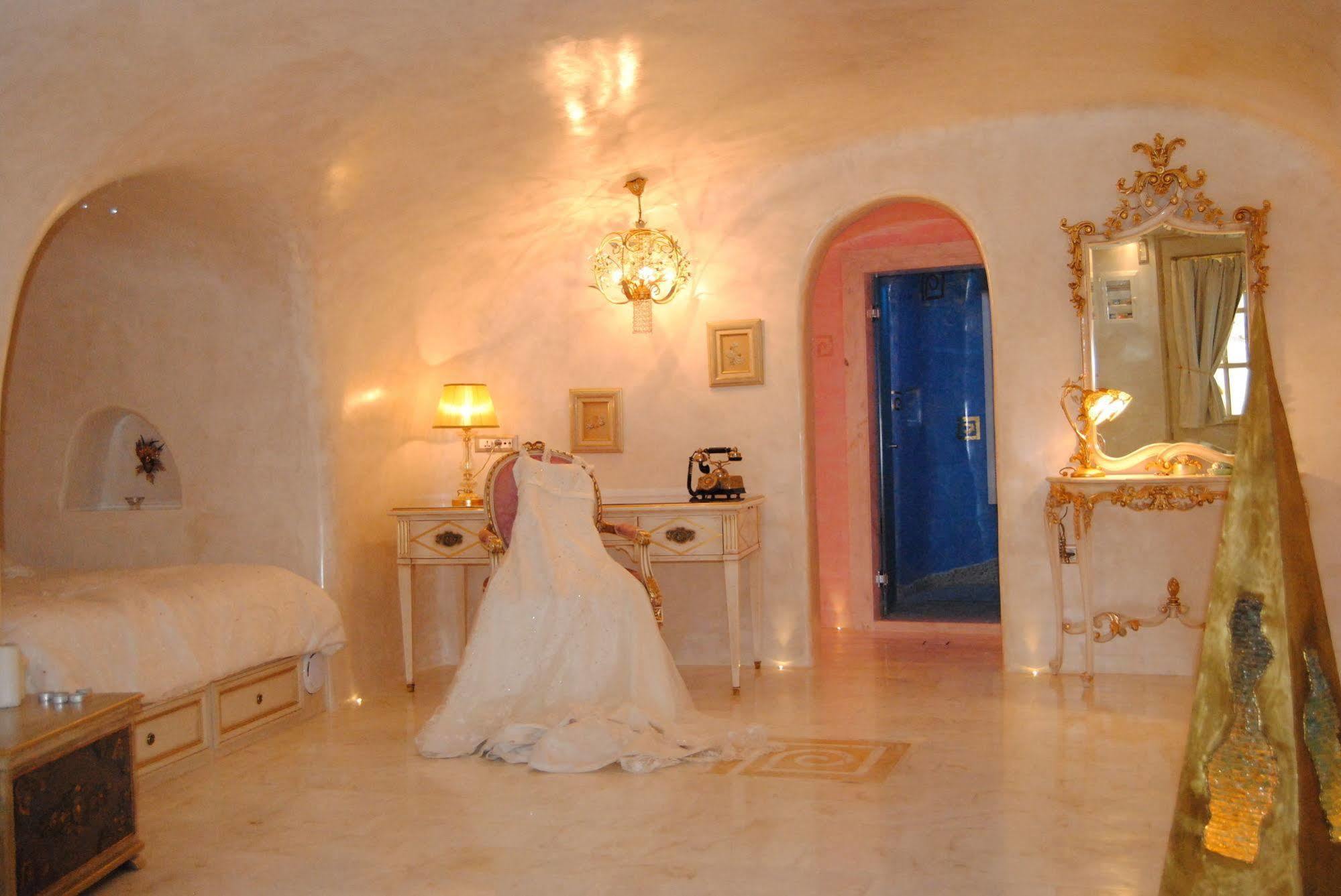 Art Maisons Oia Castle Экстерьер фото